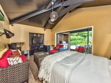 Naples Home 920598