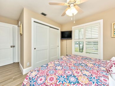 Naples Home 920612