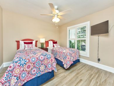 Naples Home 920612
