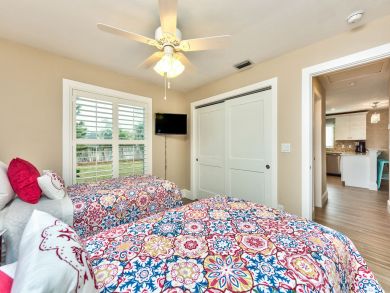 Naples Home 920612