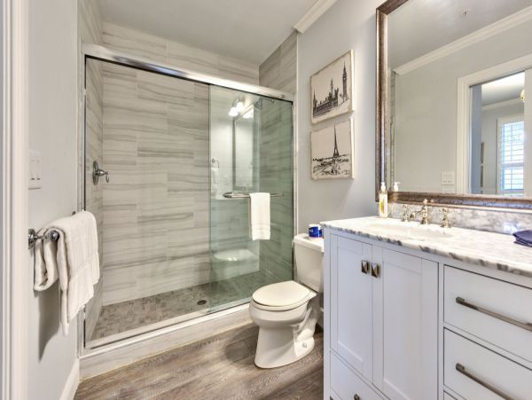 Beautiful Vacation Condo in Naples with Heated Pool