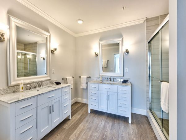 Beautiful Vacation Condo in Naples with Heated Pool
