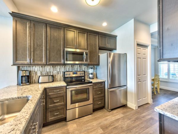 Beautiful Vacation Condo in Naples with Heated Pool