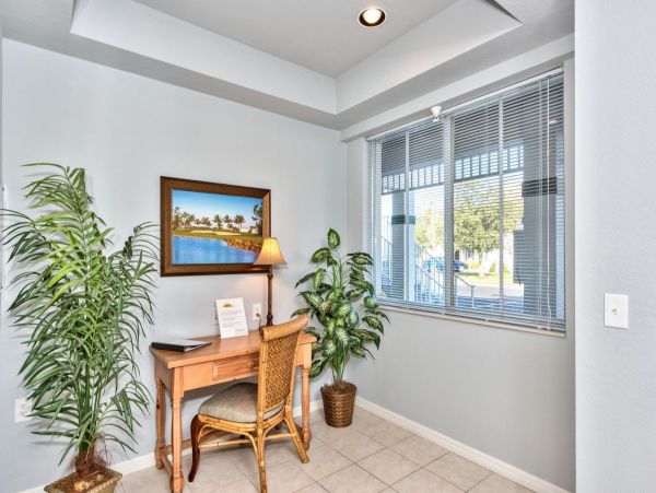 Charming Vacation Rental with 2 Bedrooms in Naples