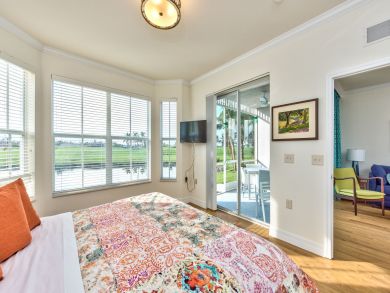 Cozy Condo in Naples