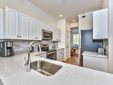 Cozy Condo in Naples