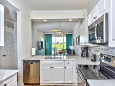 Cozy Condo in Naples
