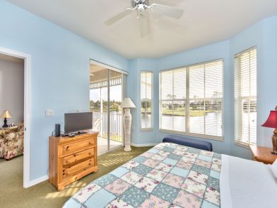 Naples Condo 920623