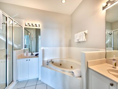 Naples Condo 920623