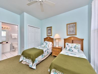 Naples Condo 920623