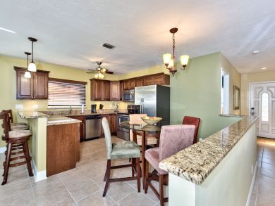 Naples Vacation Home Sleeps Six Guests Naples Vacation Home Sleeps Six Guests