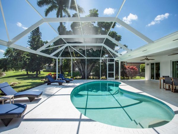 Close to Downtown Naples Luxury Pool Home