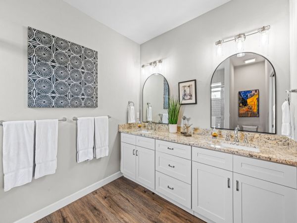 Upscale 3 Bedroom Condo in Naples