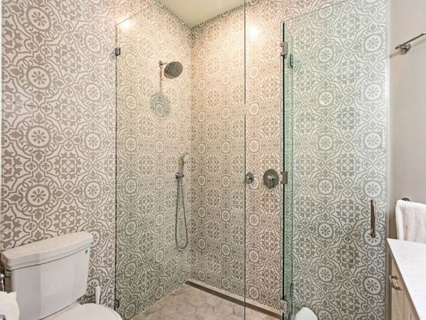 Three Bedroom Home in Naples with Caged Pool & Hot Tub - Your Coastal Escape Awaits