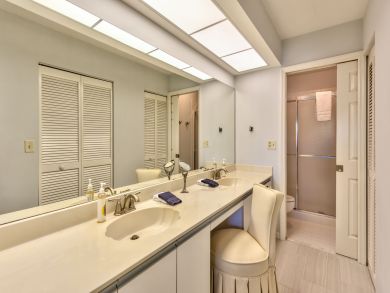 Naples Condo 920631