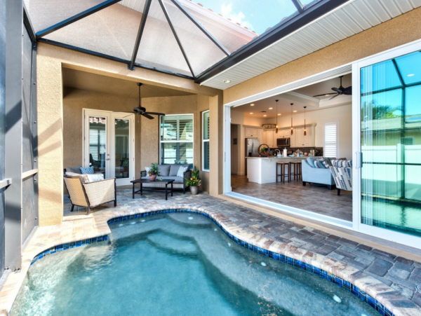 Naples Vacation Home Sleeps Eight Guests