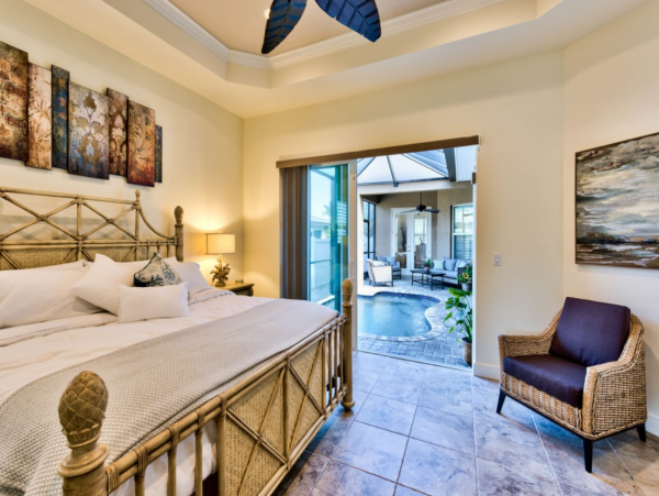 Naples Vacation Home Sleeps Eight Guests