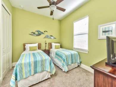 Naples Luxury Vacation Rental Minutes from the Beach