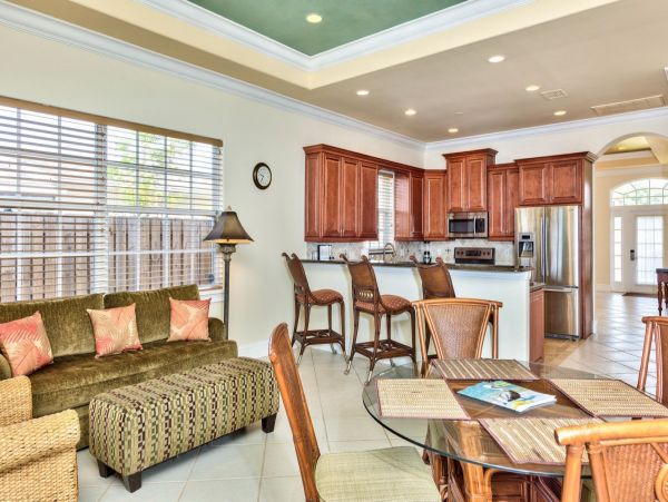 Naples Walk to Beach Three Bedroom Vacation Home