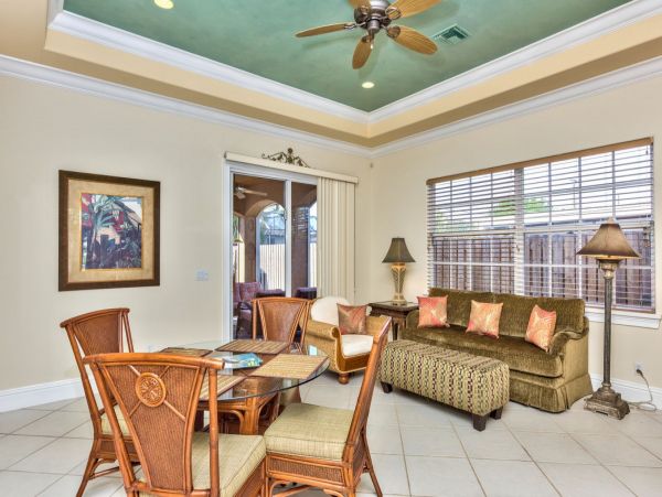 Naples Walk to Beach Three Bedroom Vacation Home
