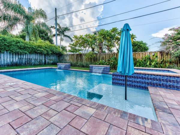 Naples Walk to Beach Three Bedroom Vacation Home