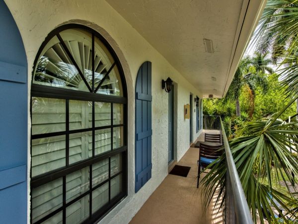 Naples Condo Right in the Heart of Everything!