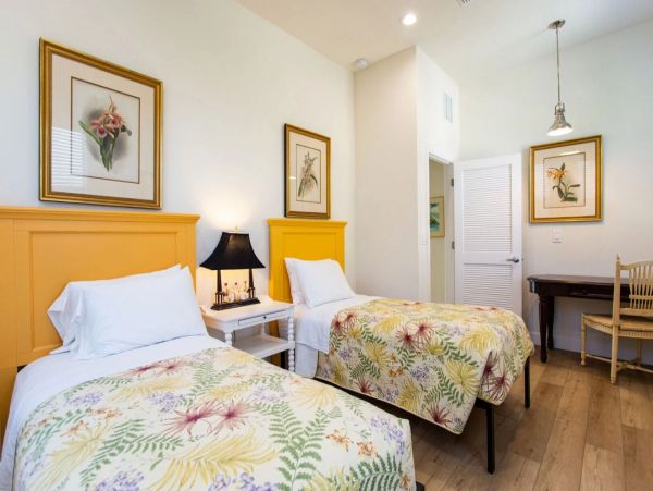 Naples Vacation Rental Home  Private Pool & Hot Tub