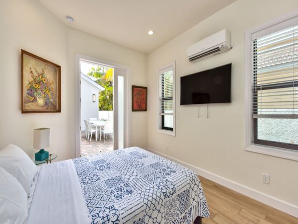 Naples Vacation Rental Home  Private Pool & Hot Tub