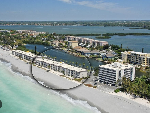 All About The Beach! Siesta Key Steps Rental Steps from Gulf