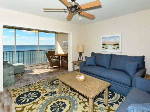Beachfront 2 Bedroom Vacation Condo in Siesta Key Sleeps 6
