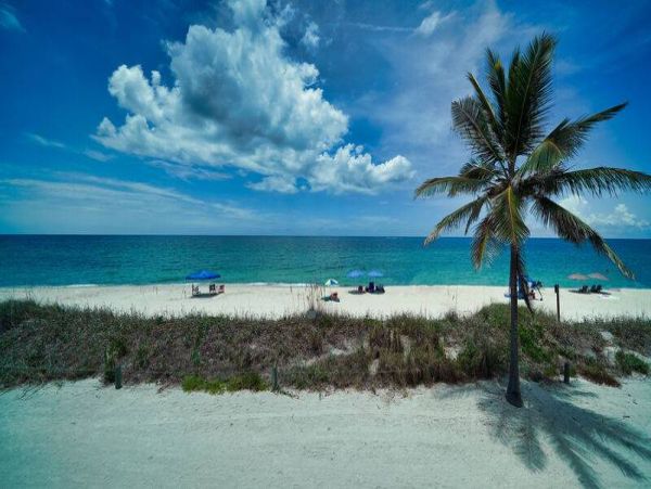 Stunning Siesta Key Condo with Gulf Views