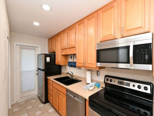 Stunning Siesta Key Condo with Gulf Views