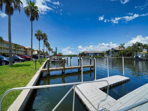 Stunning Siesta Key Condo with Gulf Views