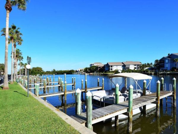 Stunning Siesta Key Condo with Gulf Views