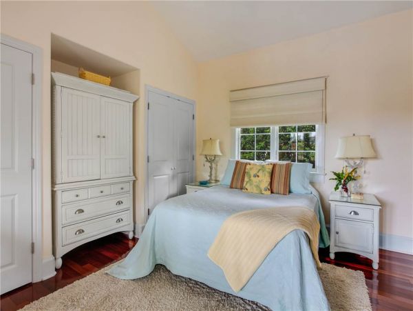 Princeville Vacation Home Sleeps Eight Guests.