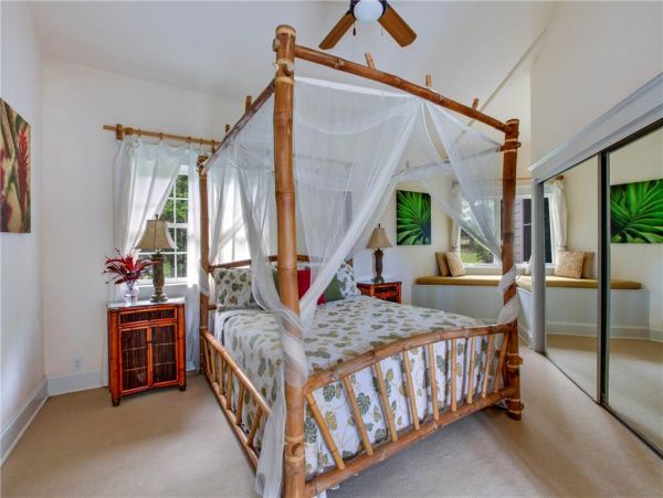 Princeville Vacation Home Sleeps Eight Guests.