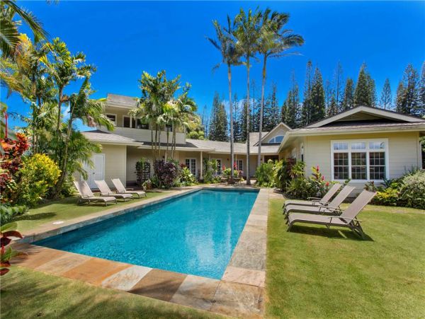 Princeville Vacation Home Sleeps Eight Guests.