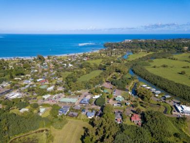 Hanalei Vacation Home Sleeps Seven Guests.
