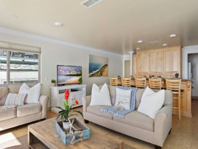 Oceanside Luxury Vacation Rental  with Seven Bedrooms