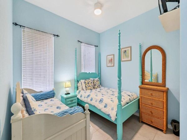 Experience Coastal Charm Bungalow in Englewood, Florida