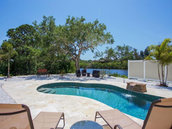 Englewood Creek View Three Bedroom Vacation Rental Home