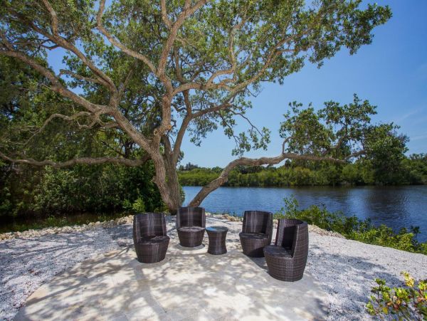 Englewood Creek View Three Bedroom Vacation Rental Home