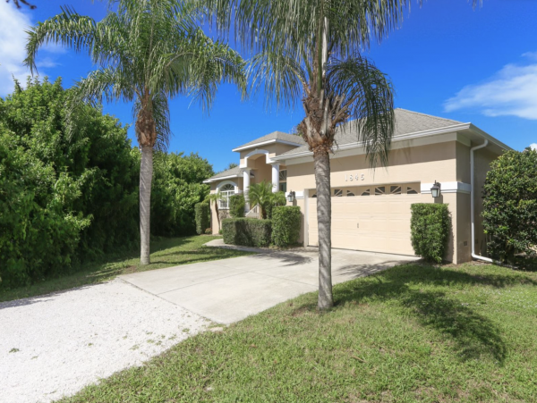 Manasota Beautiful Vacation Pool Home