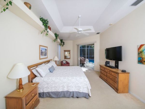 Luxury Englewood Vacation Home