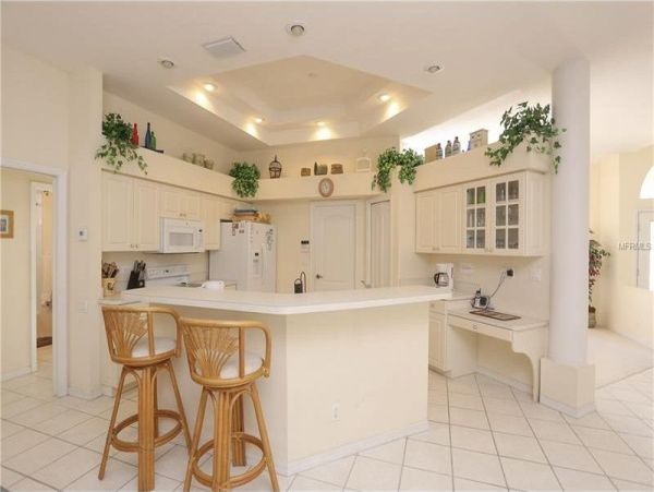 Luxury Englewood Vacation Home