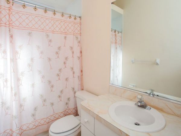 Secluded Four Bedroom Vacation Home Manasota