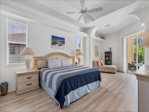 Englewood Home with 4 Bedrooms