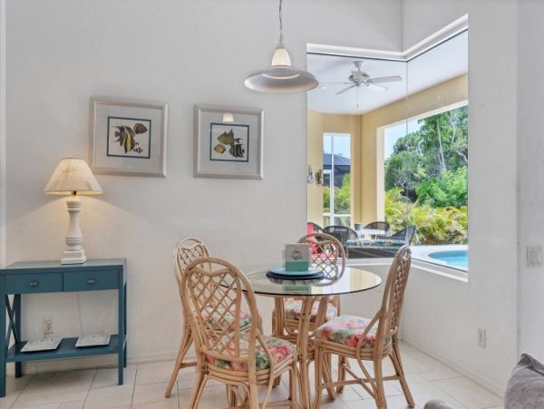 Englewood Home with 4 Bedrooms