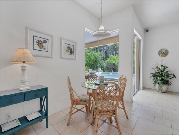 Englewood Home with 4 Bedrooms