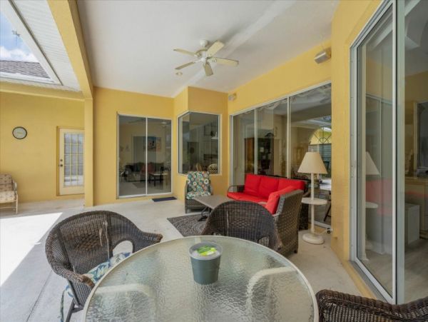 Englewood Home with 4 Bedrooms